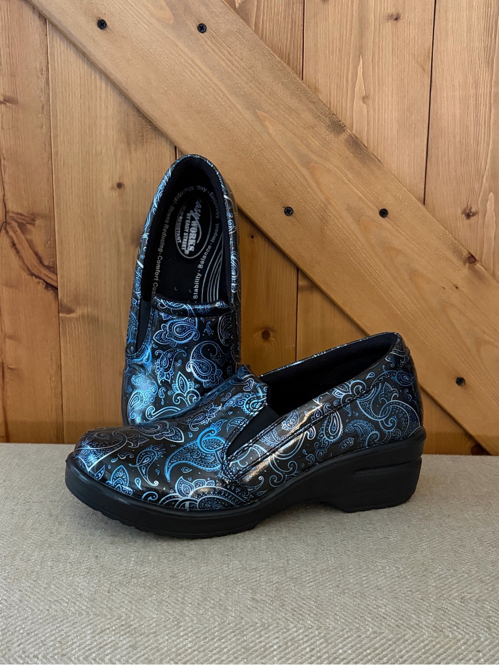 Women's Easy Works by Easy Street Leeza Work Clogs | Size 8W